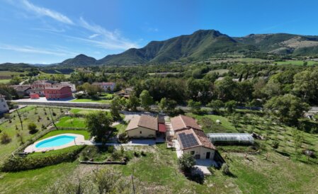 Panoramica Struttura e Piscina - Agreste
