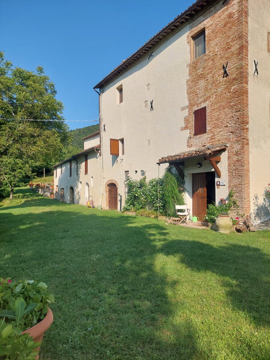 Casa di Nonna Nuccia - Vista Esterna ed Interni